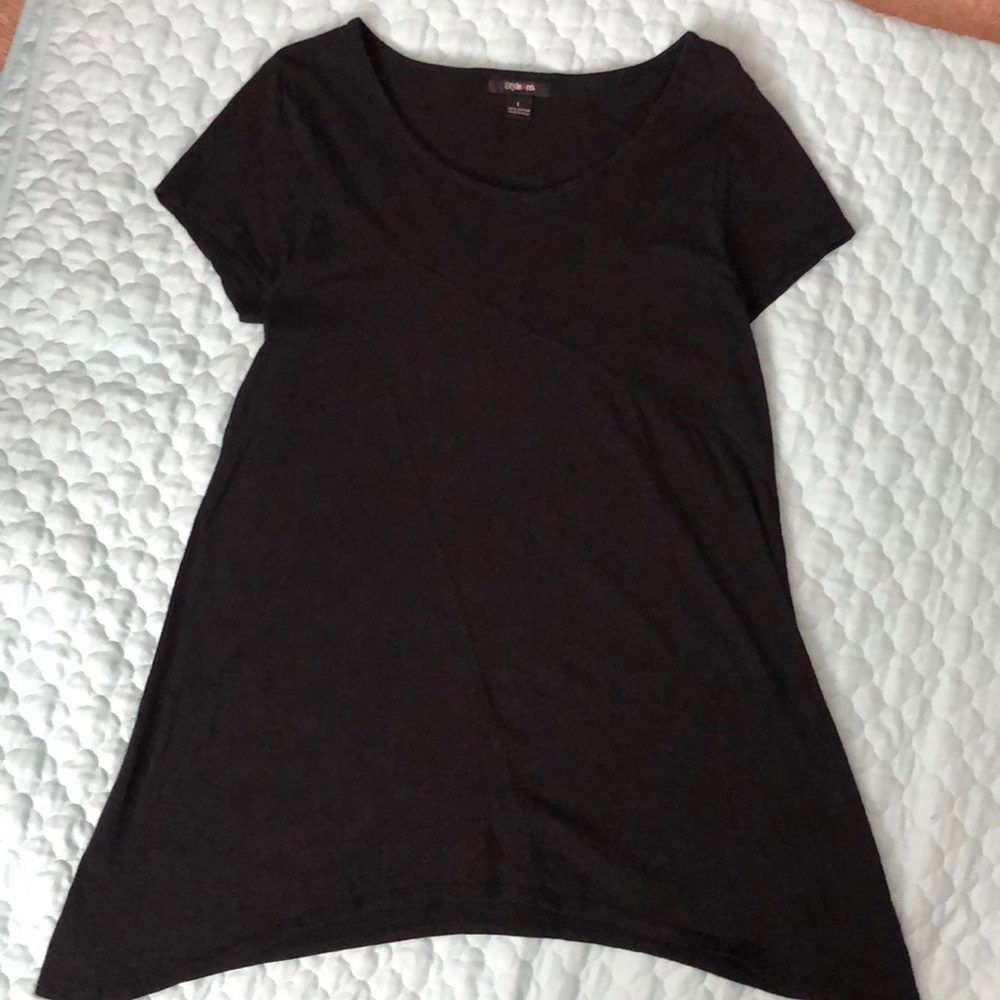 Style&co tunic style short sleeve top.